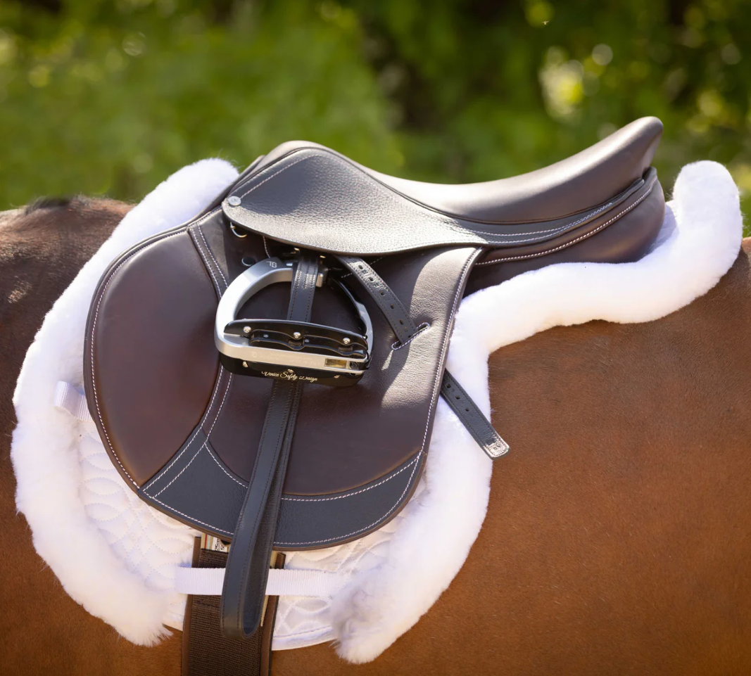 Ovation Explorer Close Contact Saddle - New