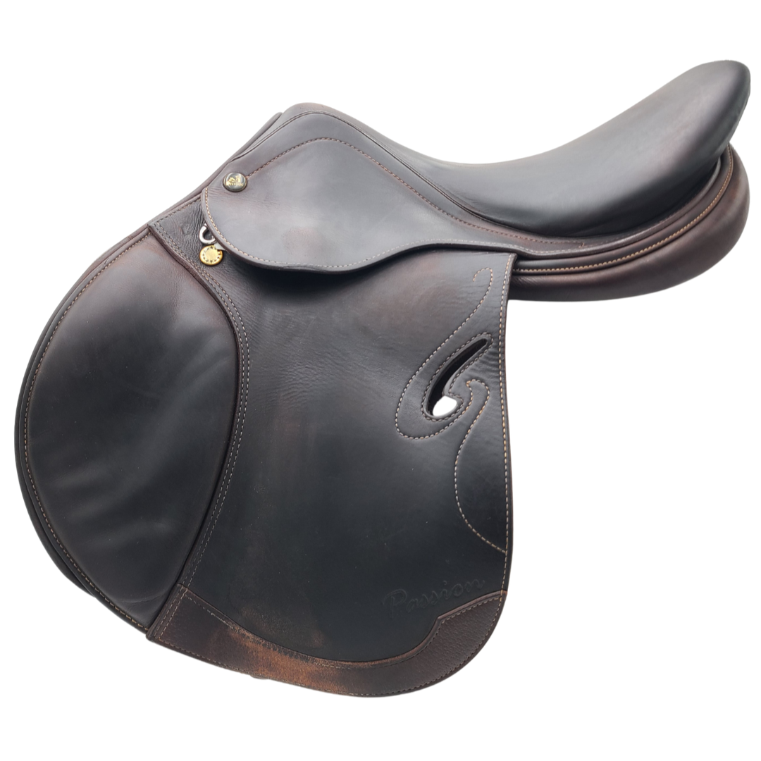 Consignment Close Contact Prestige Passion 17” Saddle - 2C-C21217-zoom-1