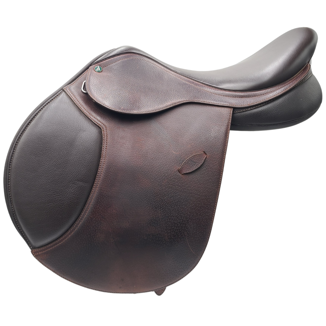 Consignment Close Contact Arena Jump 17” Saddle - 2C-C21239