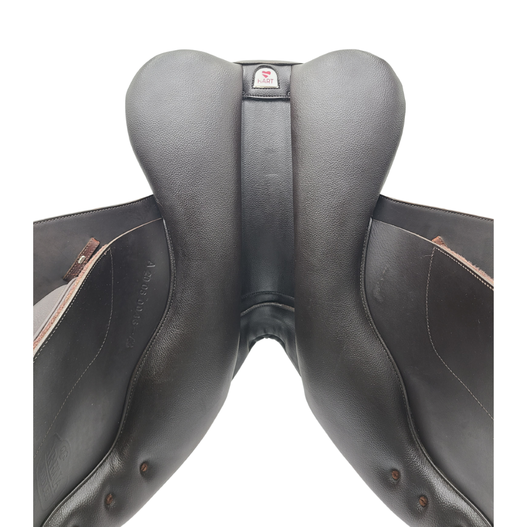 Consignment Close Contact Arena Jump 17” Saddle - 2C-C21239-3