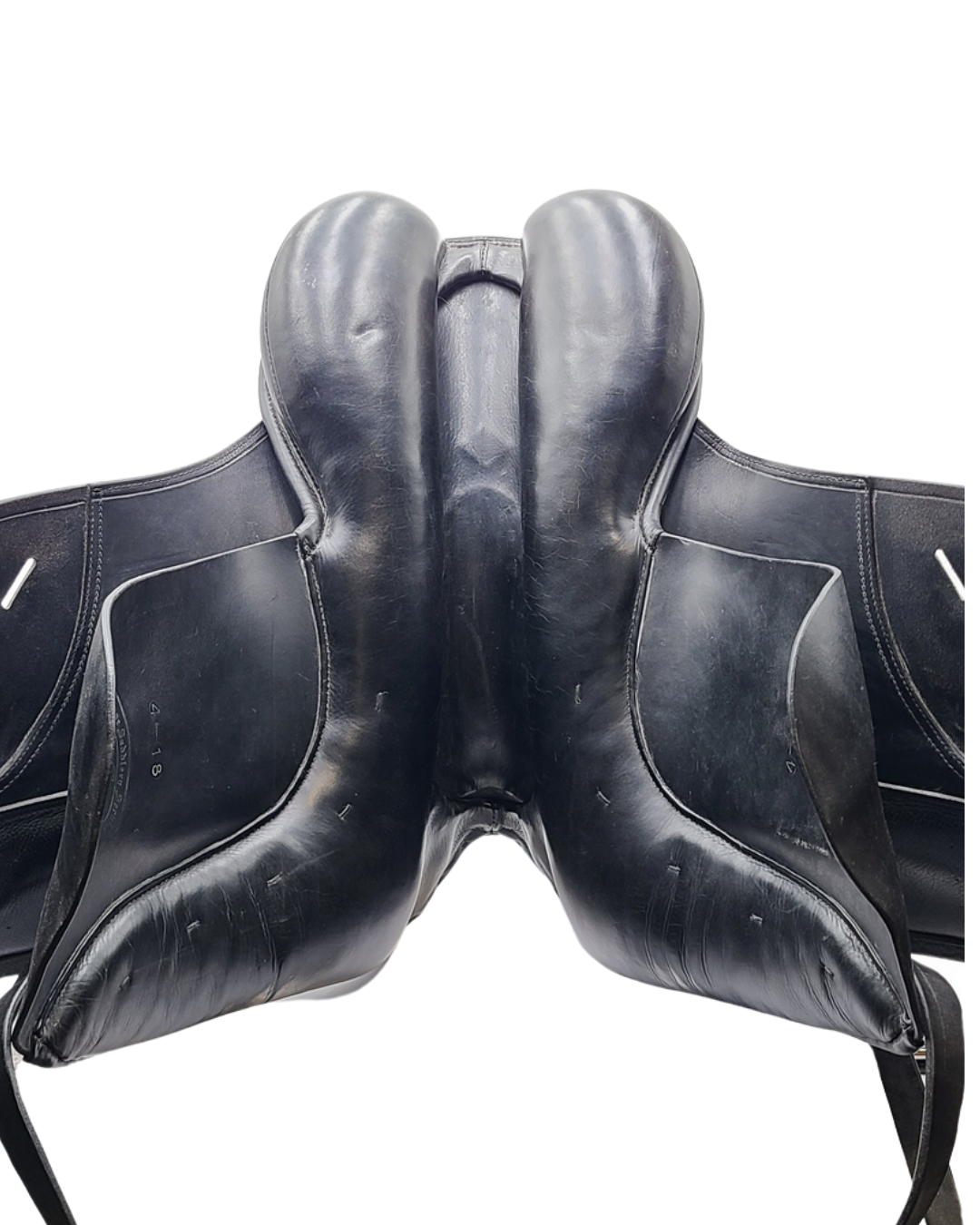 Consignment Dressage Schleese 18” Saddle - 2C-D22136-3