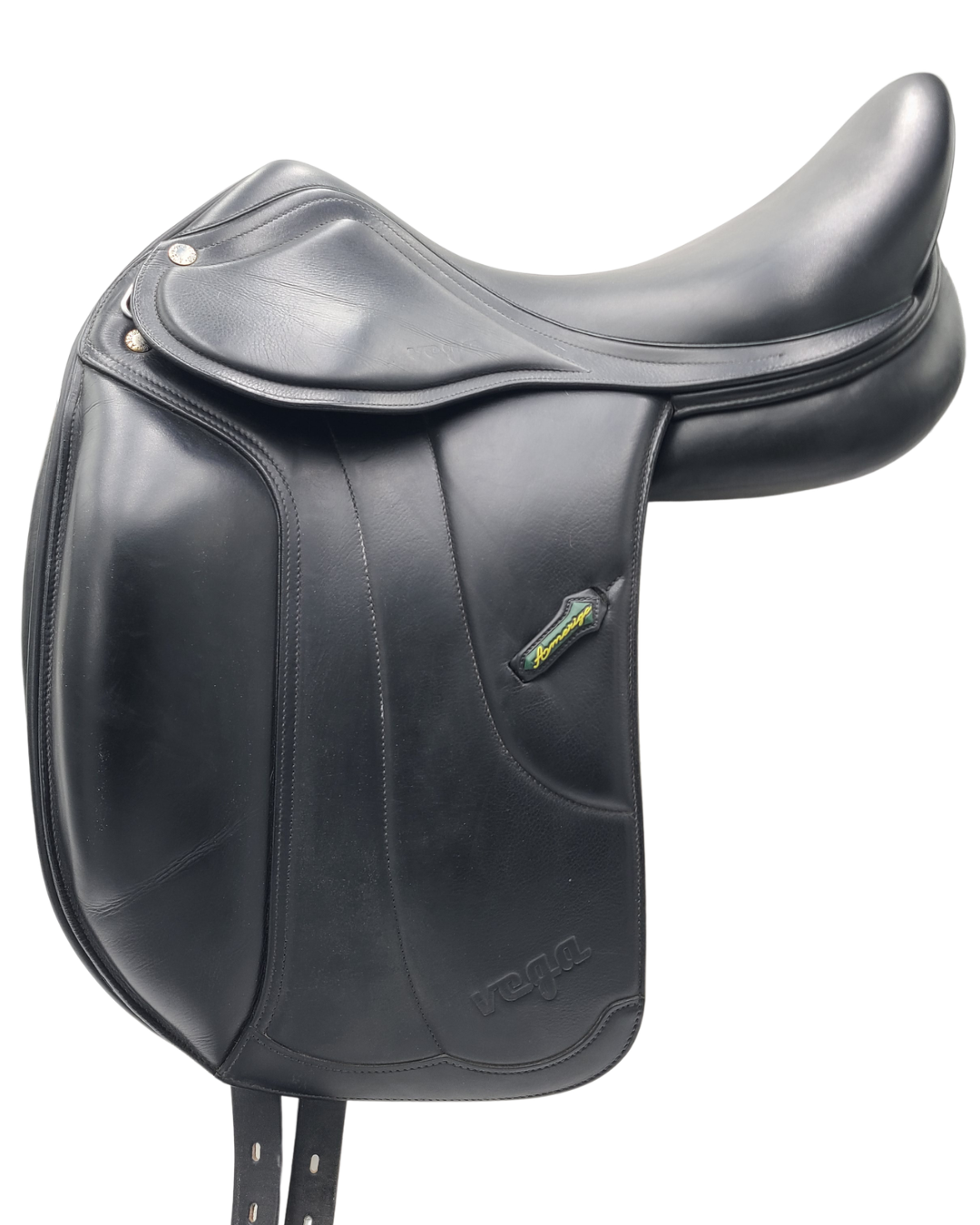 Consignment Dressage Amerigo Vega 17” Saddle - 2C-D22144