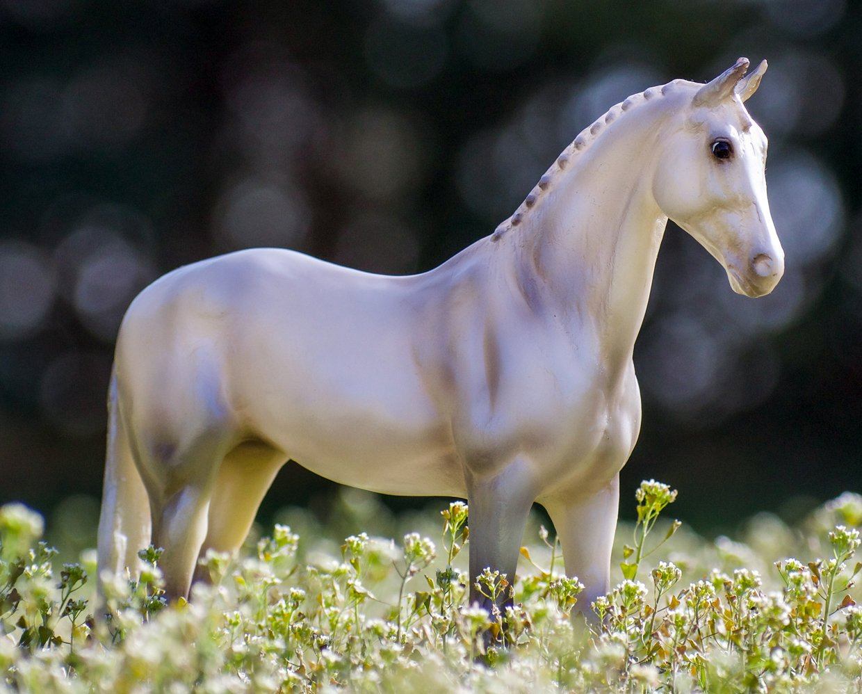 Breyer Pearly Grey Trakehner | Retired-zoom-2