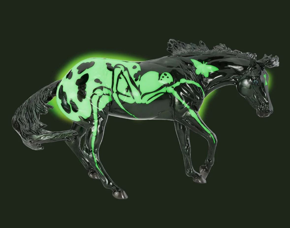 Breyer Arachne | 2025 Halloween Horse | Retired-1