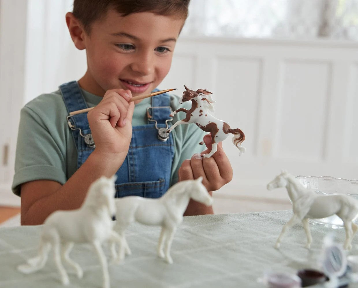 Breyer Paint & Play Glow in the Dark-4