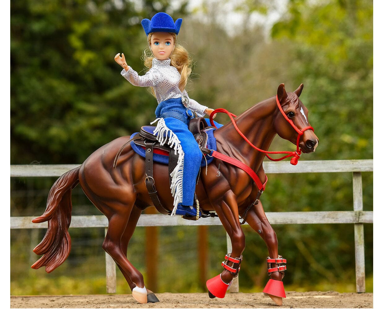 Breyer Cowgirl Cassidy-zoom-3