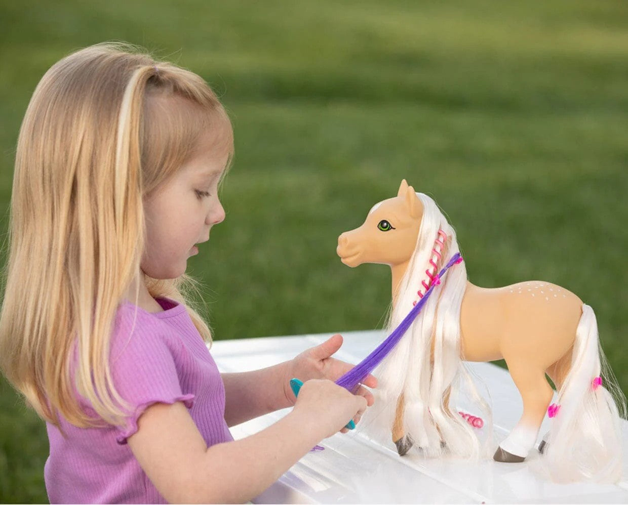 Breyer Sunflower | Mane Beauty Styling Pony-3