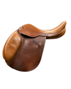 18" Crosby Centennial Close Contact Saddle - Pre-Owned